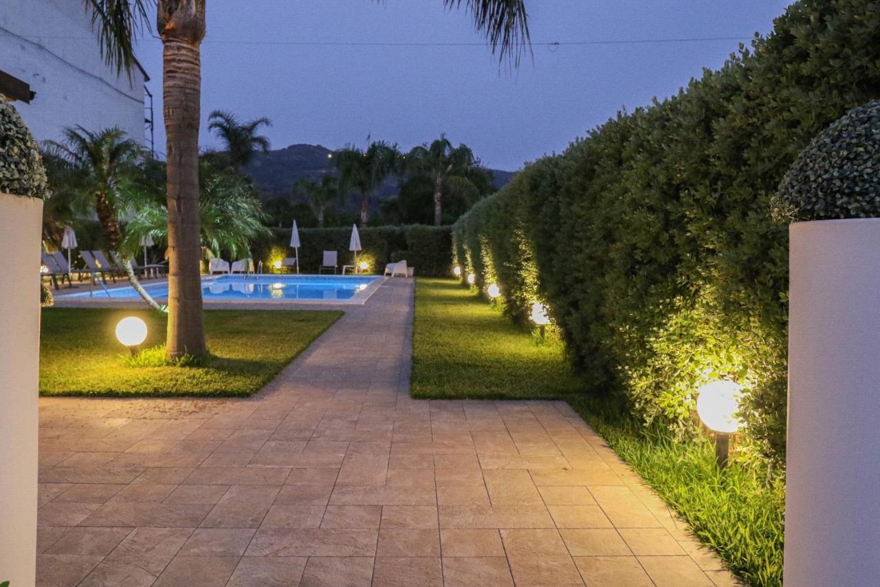 B&B Il Girasole Капо-д'Орландо Экстерьер фото